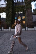 Suede Oversized Bomber Jacket Beige - Зображення 9